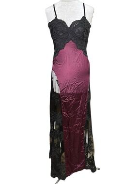 Widow Dolls Kill Lustrous Heart Maxi Dress Vampire Whimsigoth Dress. Size Small